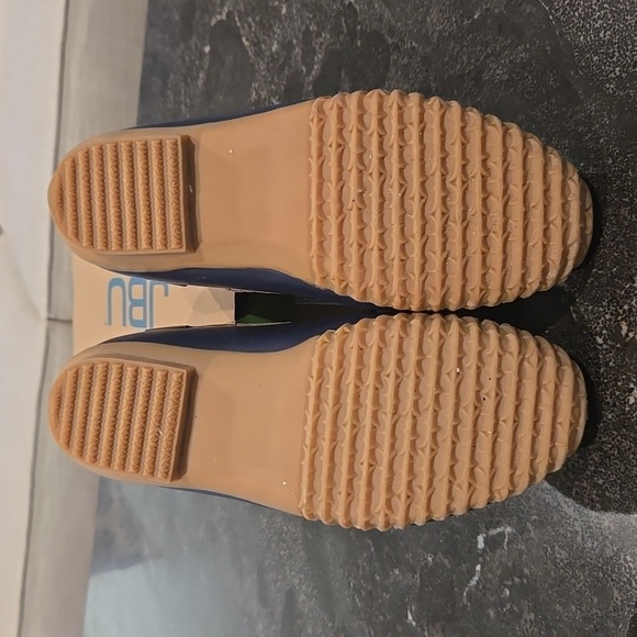JBU by Jambu Waterproof Duck Slip-ons - Picture 3 of 4